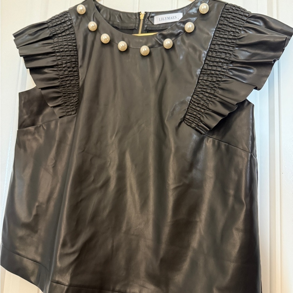 Lilly Mae’s Pearl detail faux leather ruffle sleeve sheath blouse - Picture 2 of 10